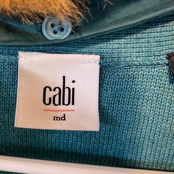 Cabi Teal Tearoom Cardigan With Removable Fur Collar. Size medium - Picture 3 of 9